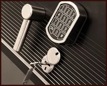 Columbus Emergency Locksmith Columbus, OH 614-347-6035 - 10-60-comm-lock